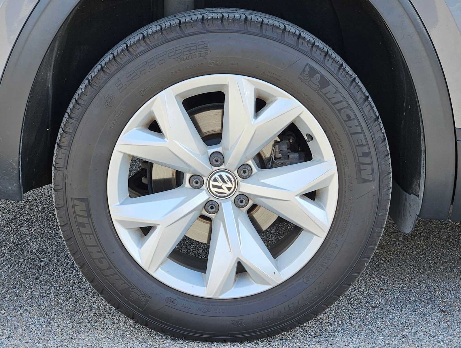 Used 2018 Volkswagen Atlas Launch Edition AWD/4WD image 11