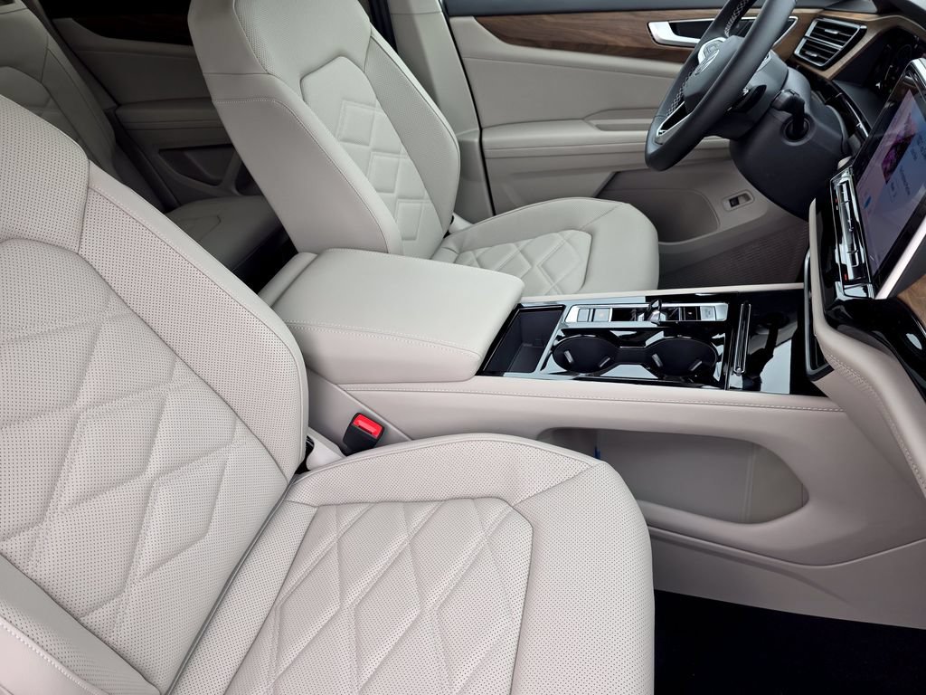 New 2026 Volkswagen Atlas SE FWD image 12