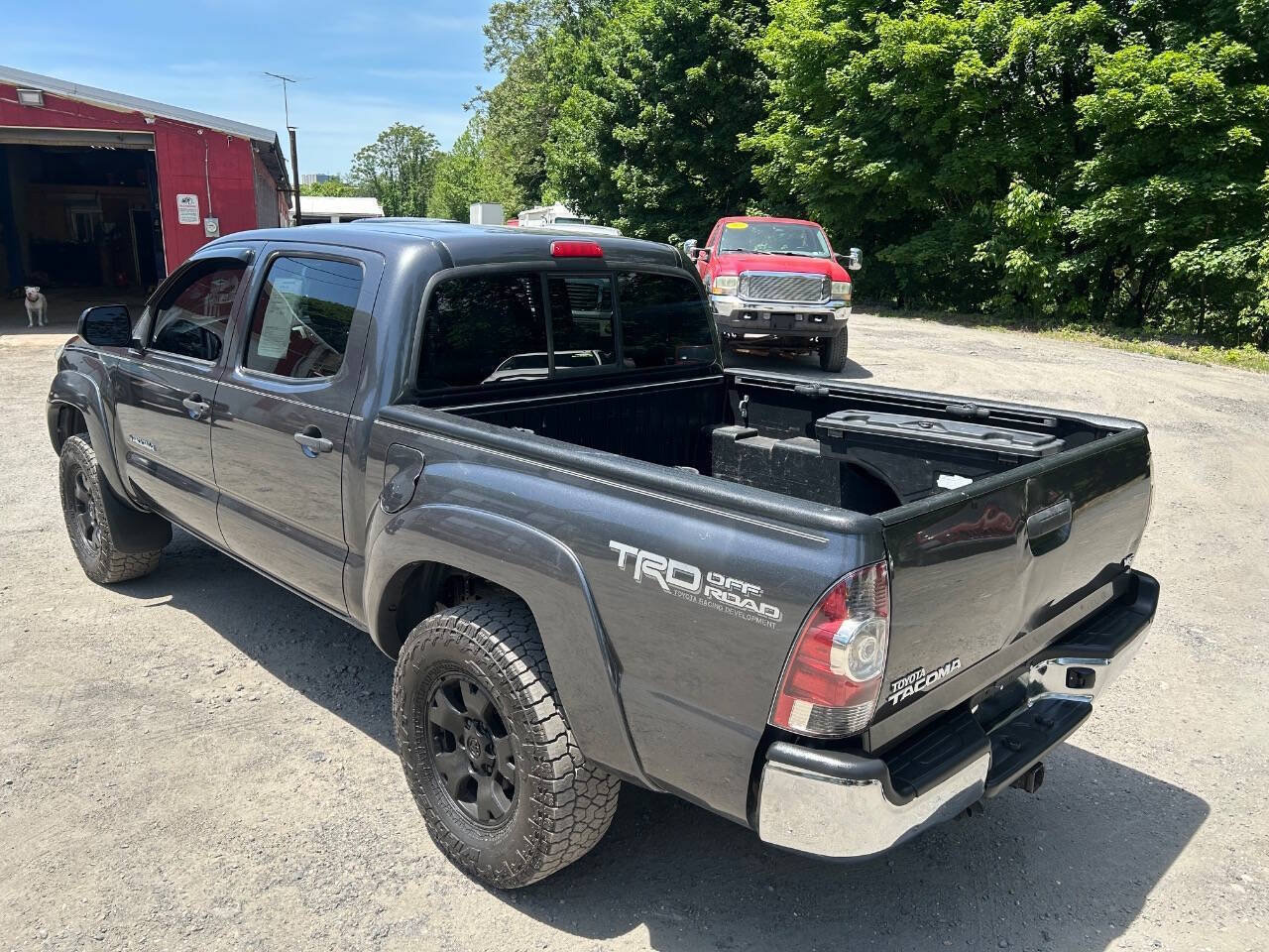 Used 2013 Toyota Tacoma 4x4 Double Cab w/ TRD Off-Road Pkg image 4