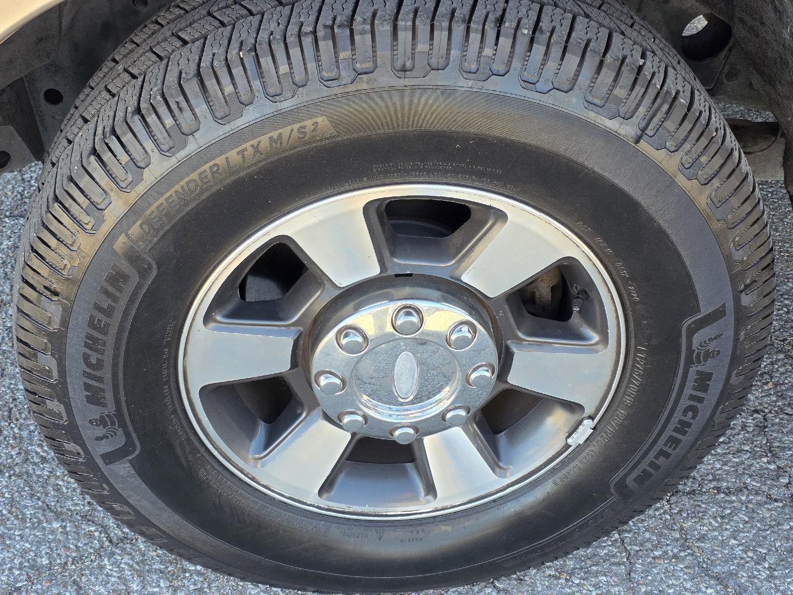 Used 2014 Ford F250 Lariat w/ Lariat Interior Package image 54