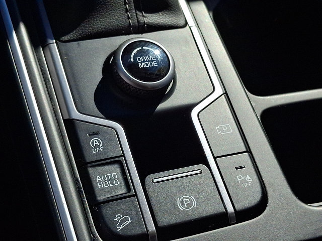 Certified 2023 Kia Sorento EX FWD image 24