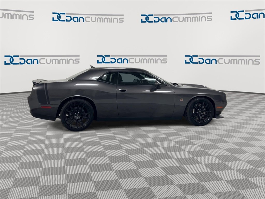 Used 2022 Dodge Challenger R/T Scat Pack w/ Dynamics Package image 9