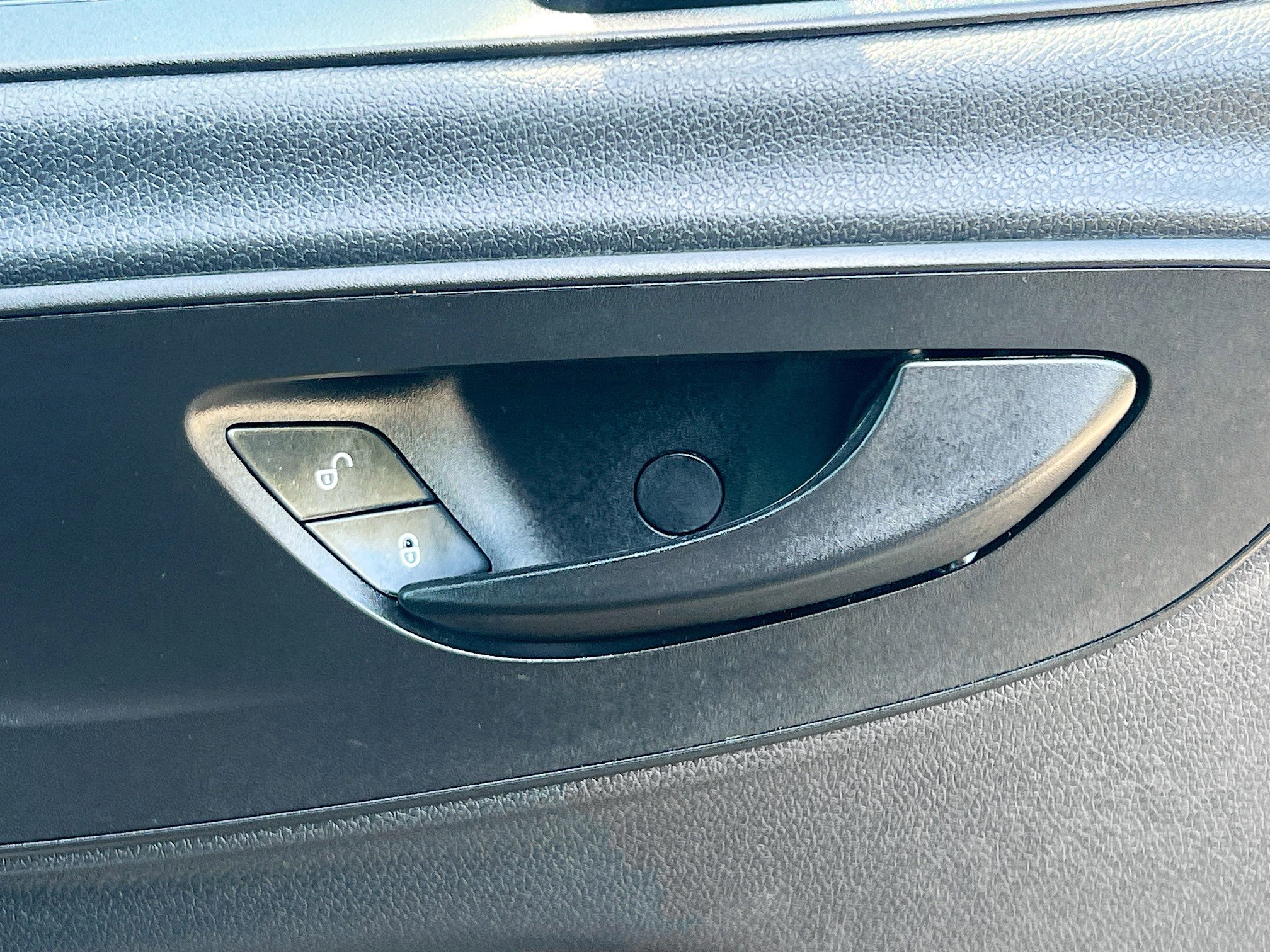 Used 2024 Mercedes-Benz Sprinter 2500 image 33