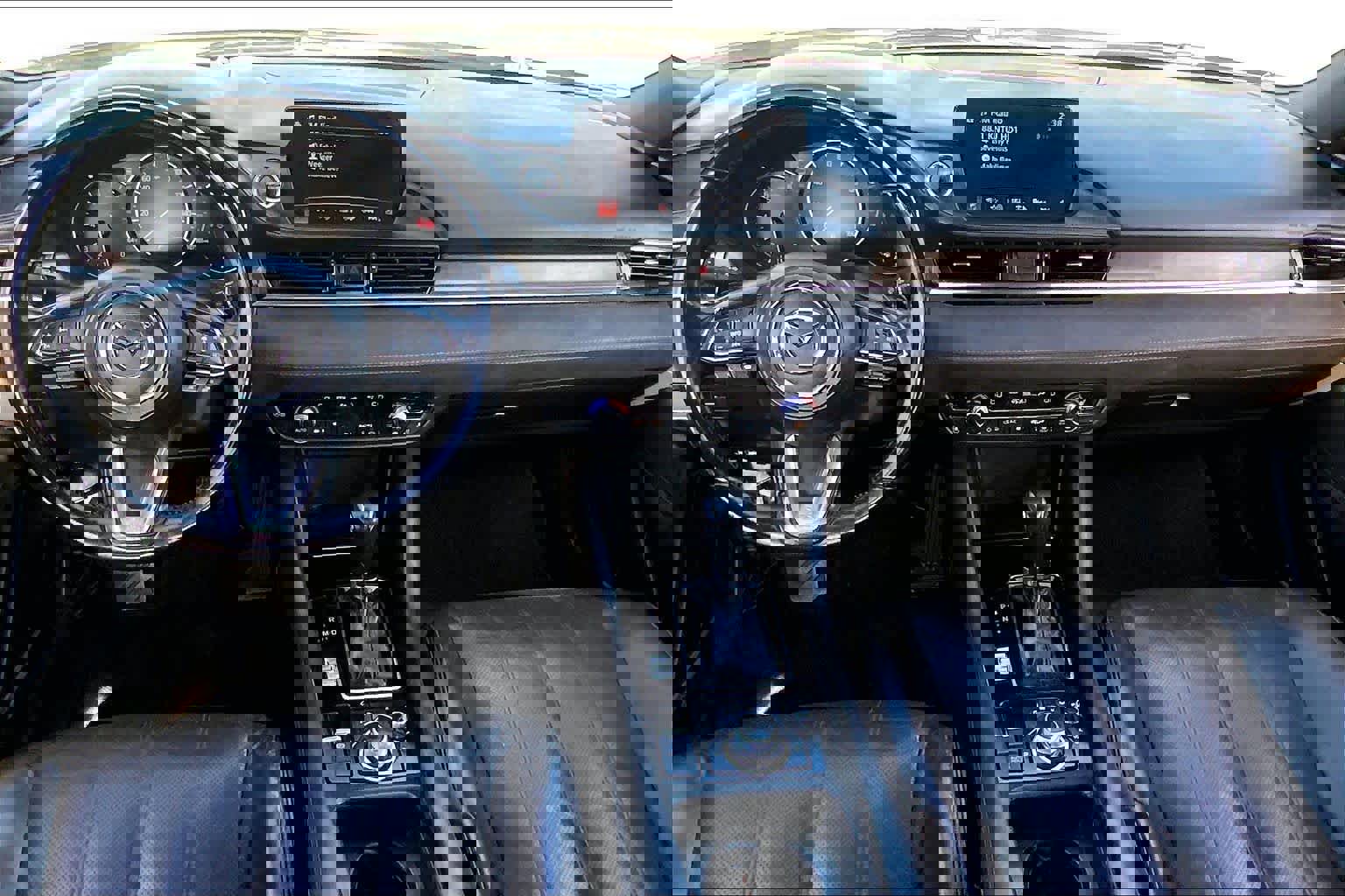 Used 2018 MAZDA MAZDA6 Signature image 16