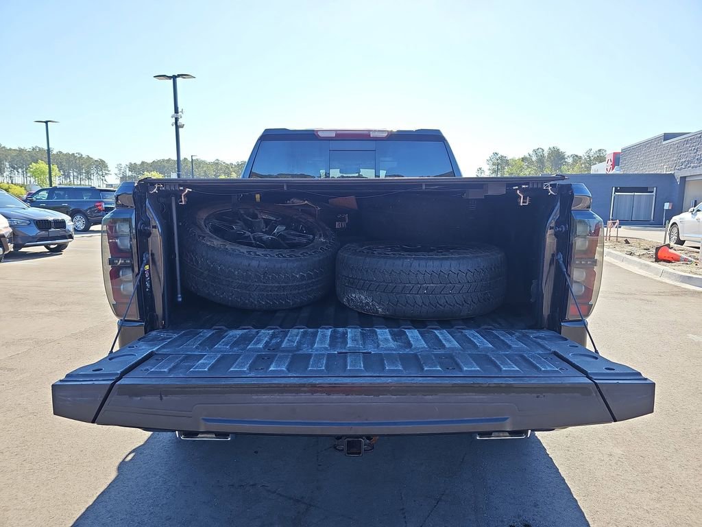 Used 2022 GMC Sierra 1500 Elevation w/ Preferred Package image 17