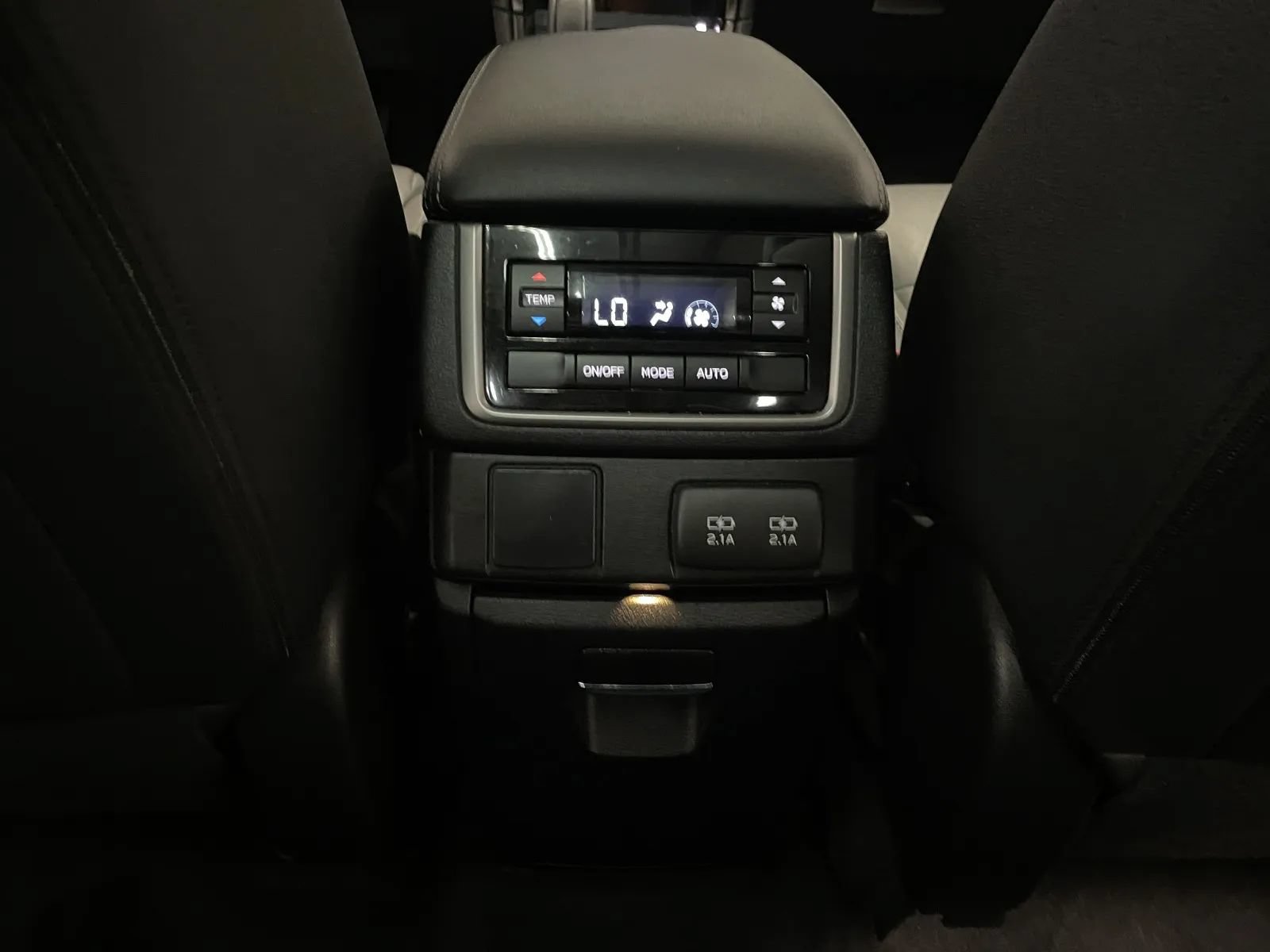 Used 2022 Subaru Ascent Onyx Edition AWD/4WD image 30