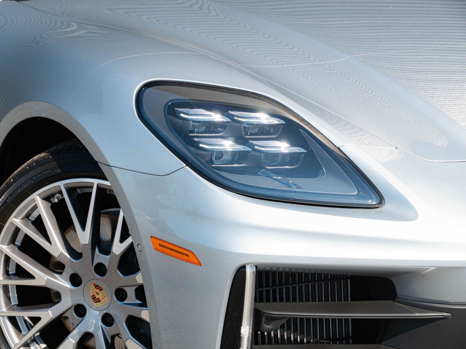 Certified 2026 Porsche Panamera 4 AWD/4WD image 37