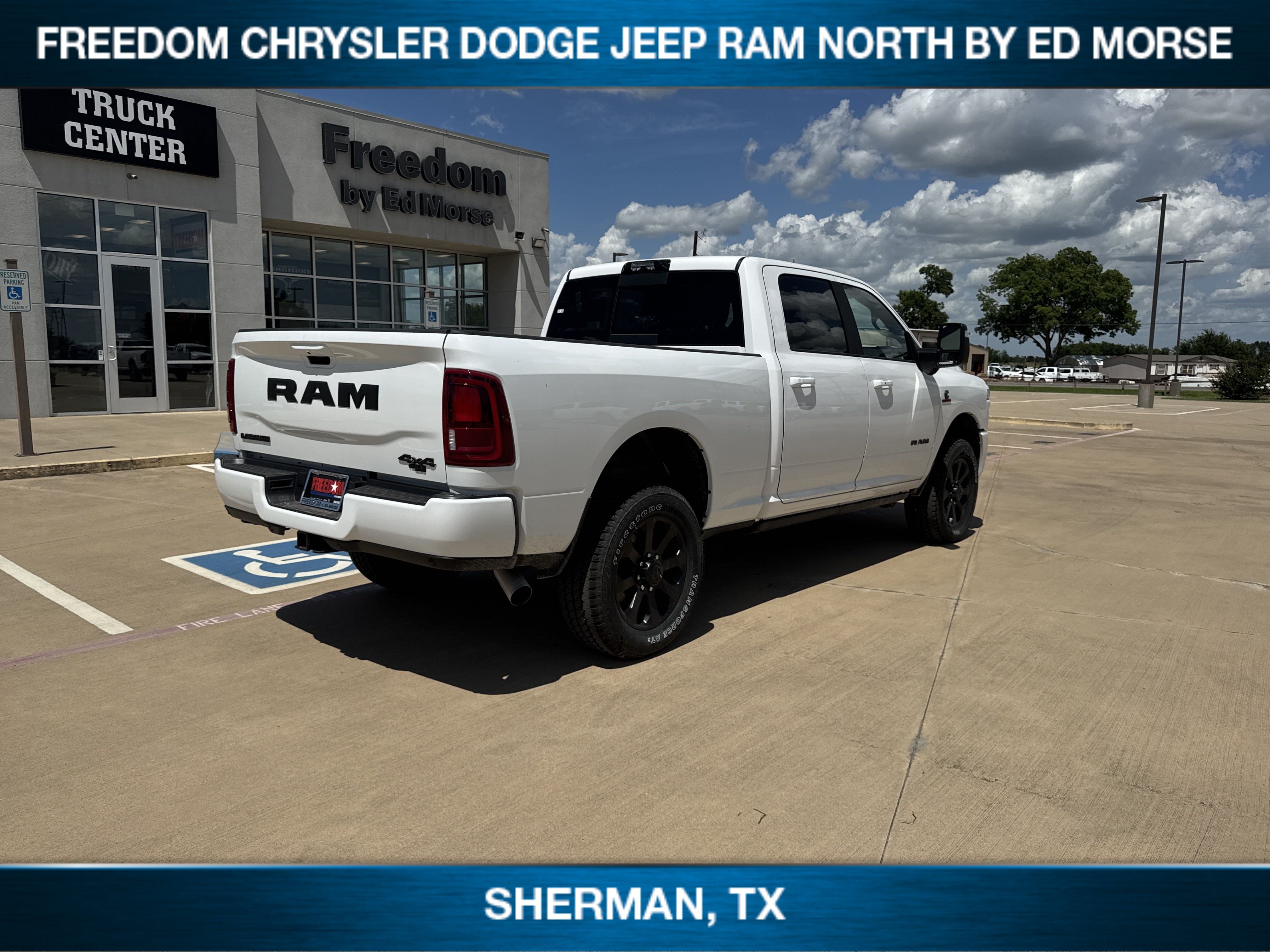 Used 2025 RAM 2500 Laramie AWD/4WD image 9