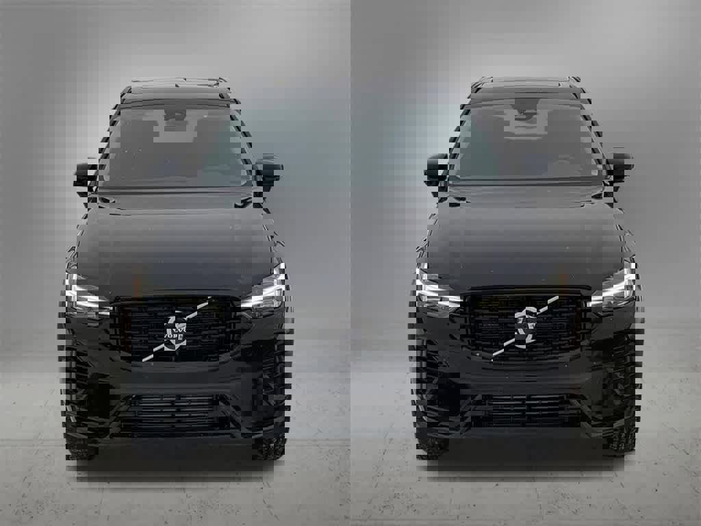 Certified 2025 Volvo XC60 T8 Core w/ Protection Package Premier image 9