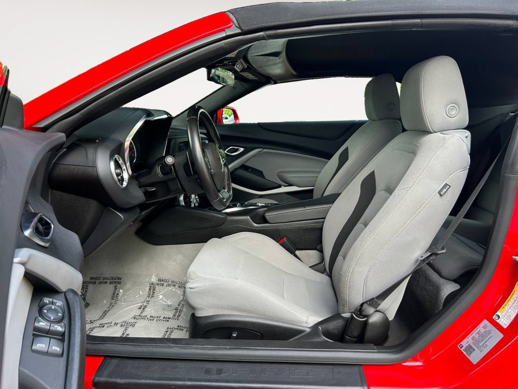 Used 2023 Chevrolet Camaro LT RWD image 6
