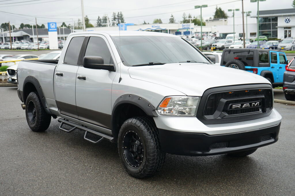 Used 2016 RAM 1500 Classic SLT AWD/4WD image 7