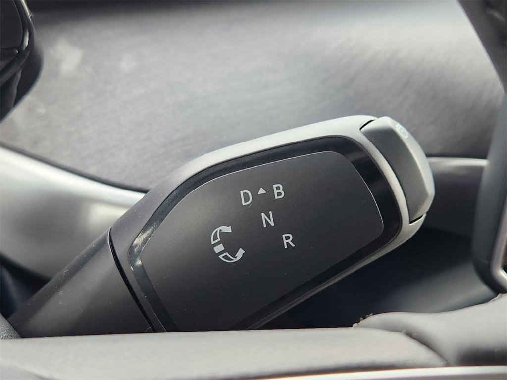 New 2025 Volkswagen ID. Buzz Pro S image 14