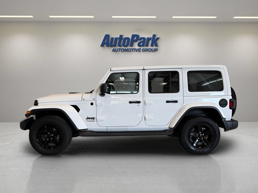 Used 2020 Jeep Wrangler Unlimited Sahara AWD/4WD image 4