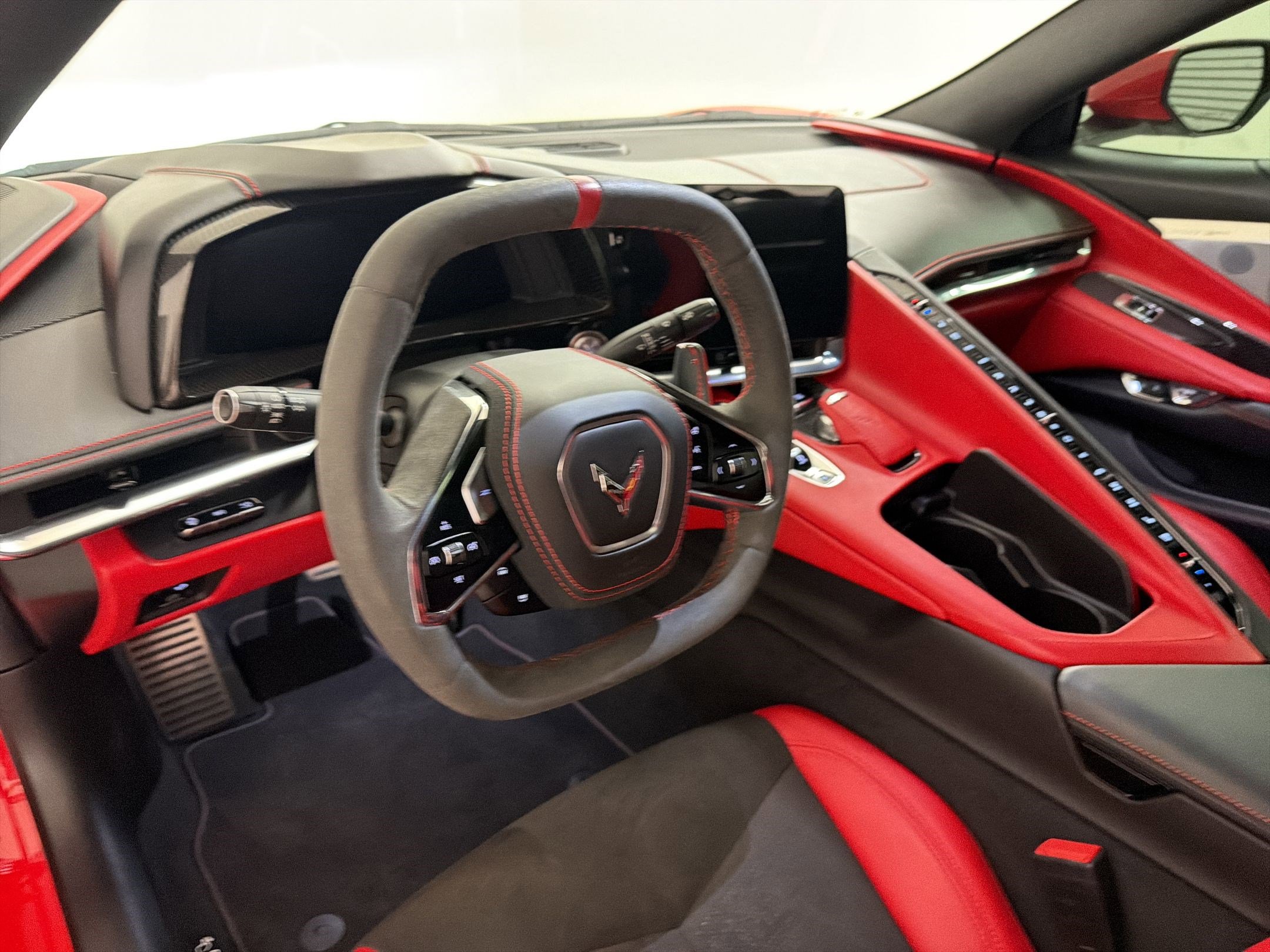 Used 2020 Chevrolet Corvette Stingray Premium Cpe w/ 3LT Preferred Equipment Group RWD image 4