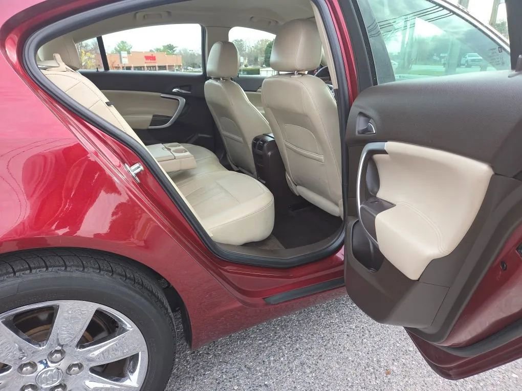Used 2016 Buick Regal image 15