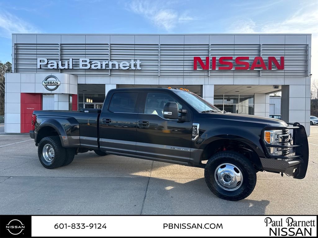 Used 2017 Ford F350 King Ranch w/ King Ranch Ultimate Package image 16