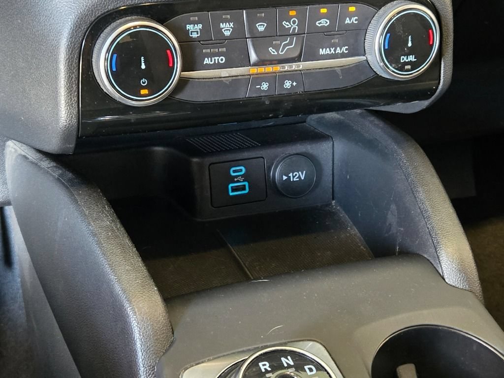 Used 2022 Ford Escape SE FWD image 26