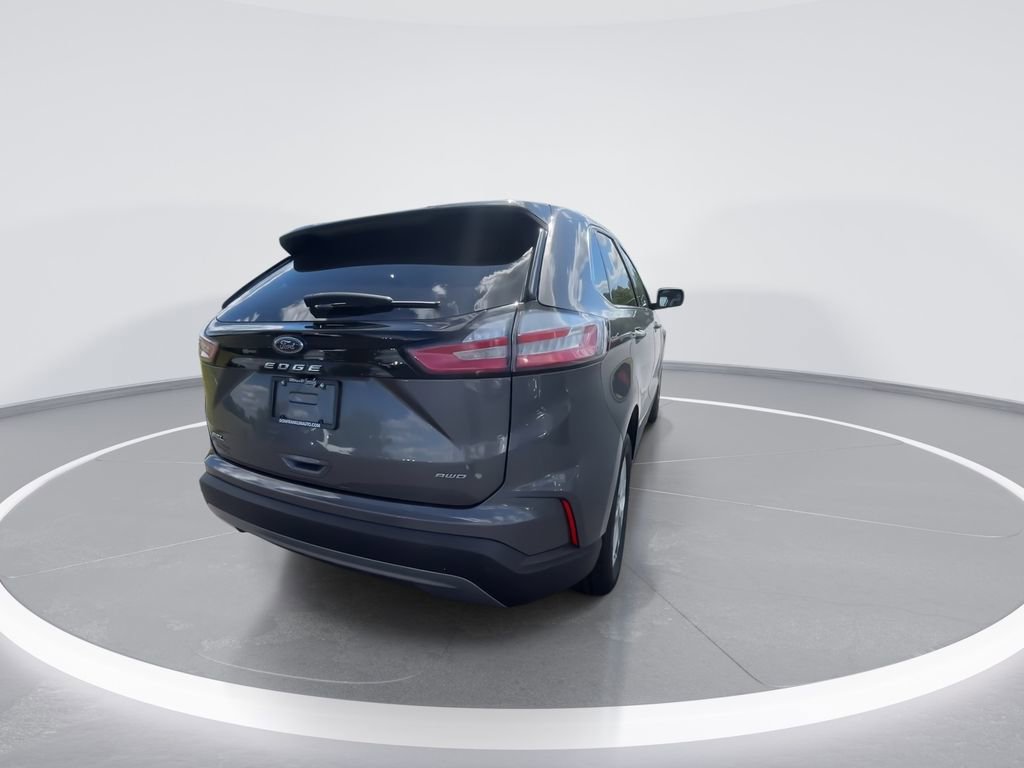 Used 2023 Ford Edge SEL AWD/4WD image 8
