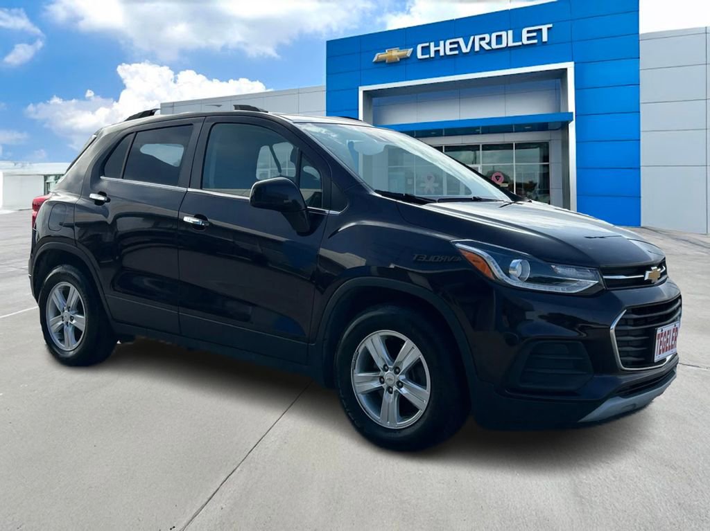 Used 2020 Chevrolet Trax LT w/ LT Convenience Package image 3