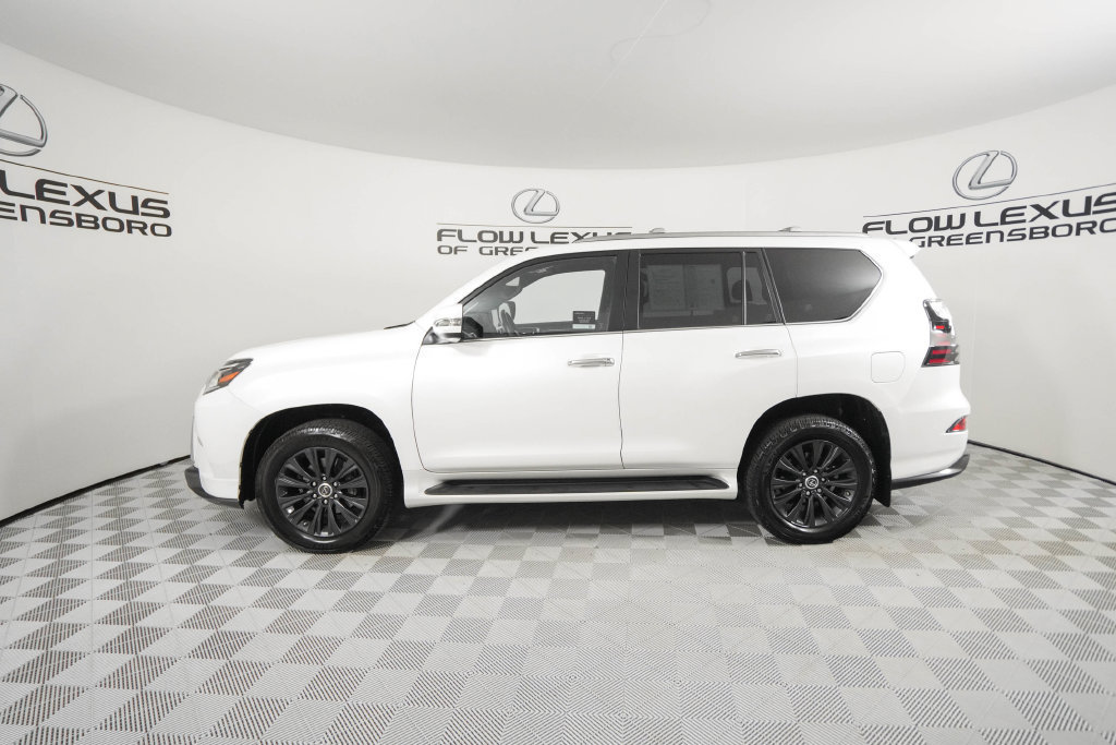 Certified 2023 Lexus GX 460 Luxury w/ Sport Design Package AWD/4WD image 4