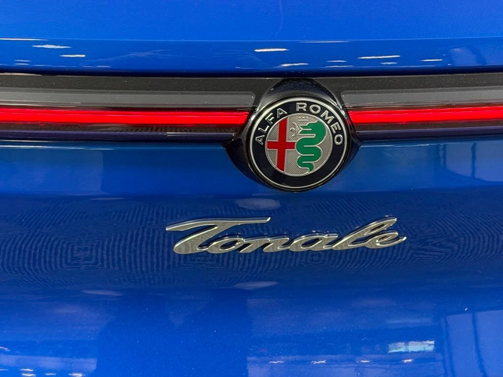 Used 2024 Alfa Romeo Tonale Ti AWD/4WD image 13