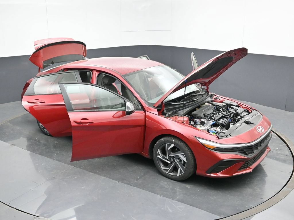 Used 2025 Hyundai Elantra Sport FWD image 56