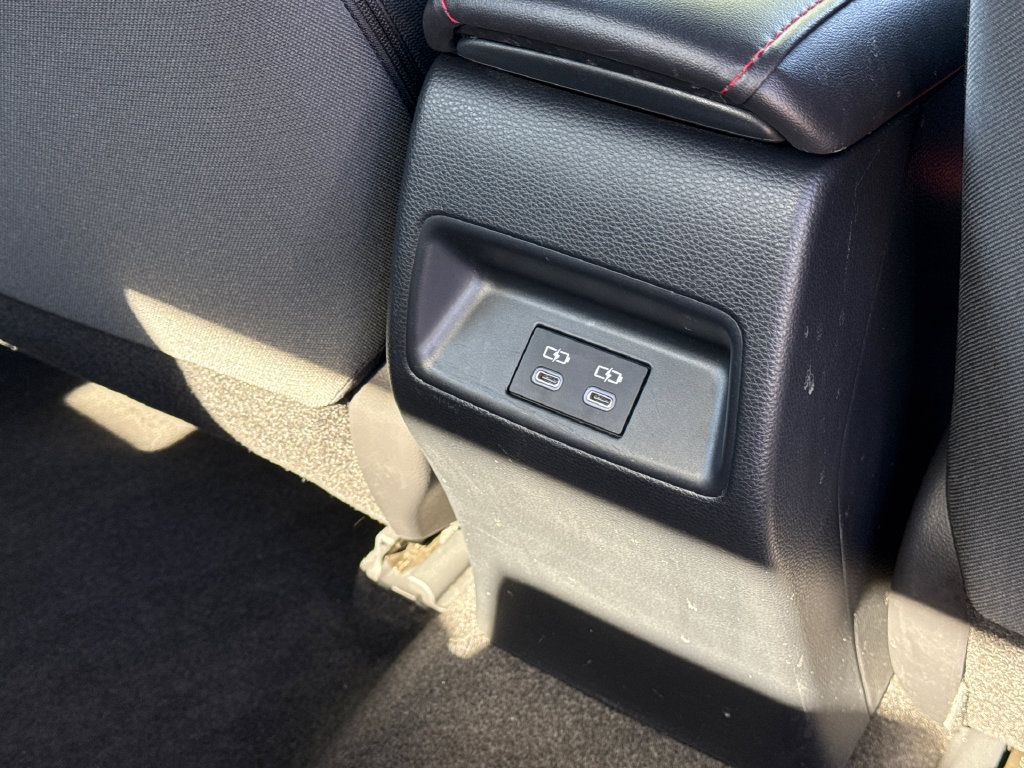 Certified 2024 Toyota Corolla SE w/ SE Premium Package FWD image 17