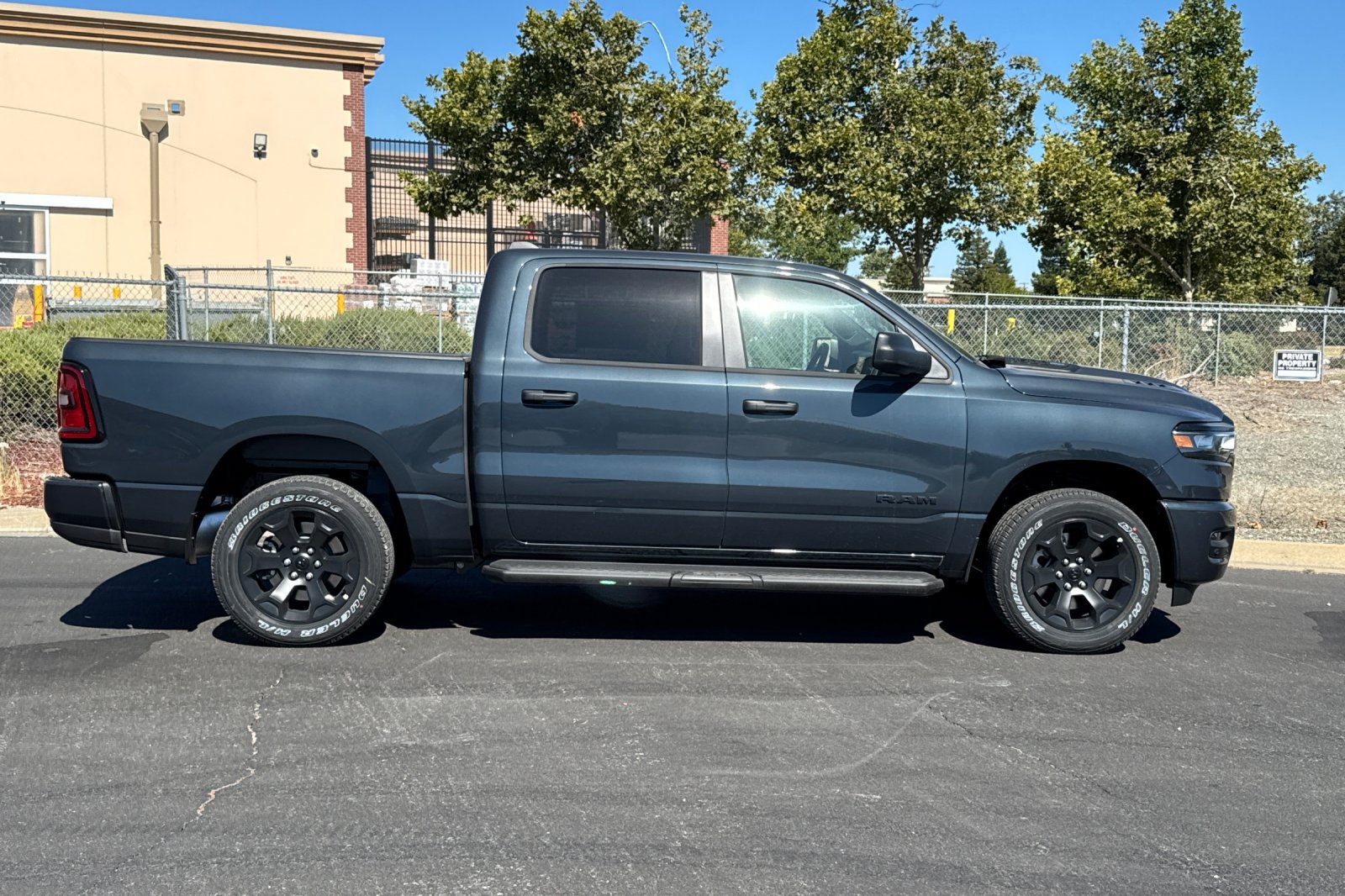 New 2026 RAM 1500 Express AWD/4WD image 2