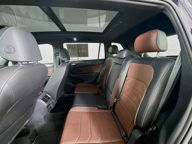 Used 2024 Volkswagen Tiguan SEL R-Line image 30