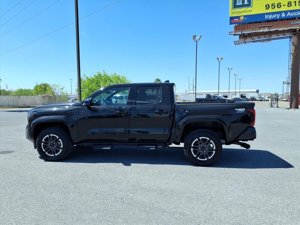 Used 2025 Toyota Tacoma TRD Sport image 5