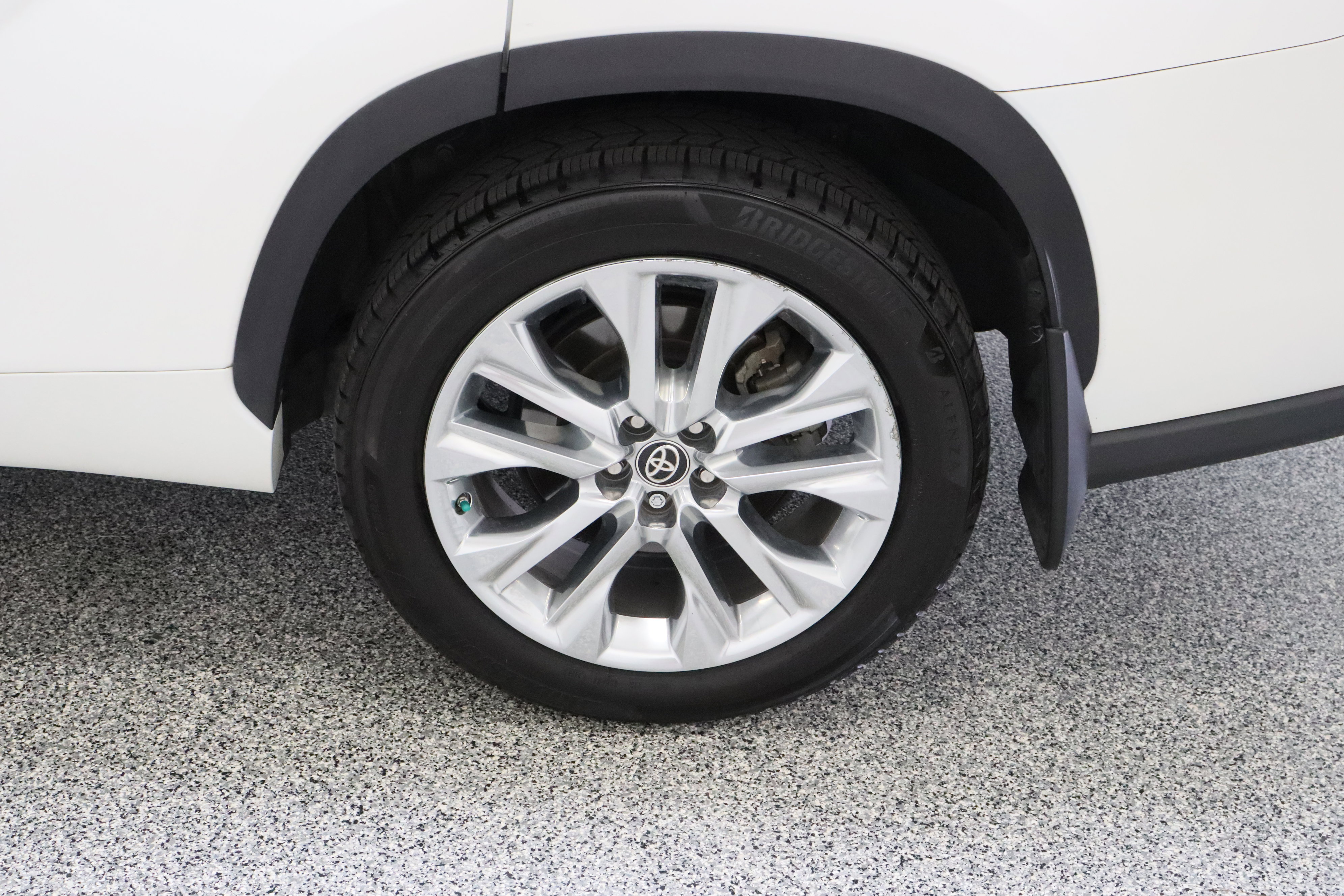Certified 2020 Toyota Highlander Limited image 10