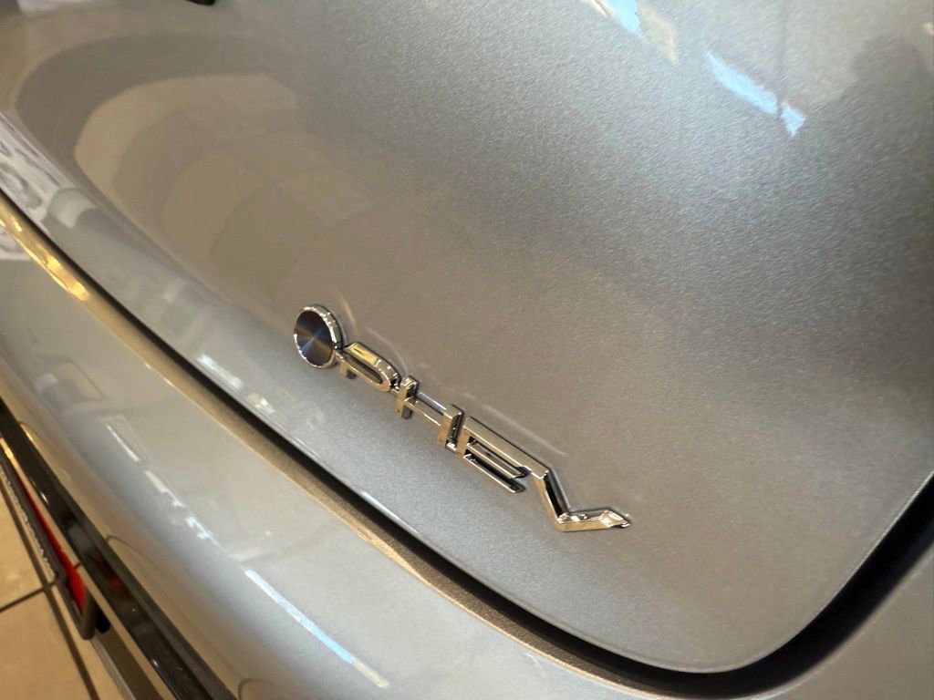 New 2026 Toyota Prius Plug-In Hybrid FWD image 8