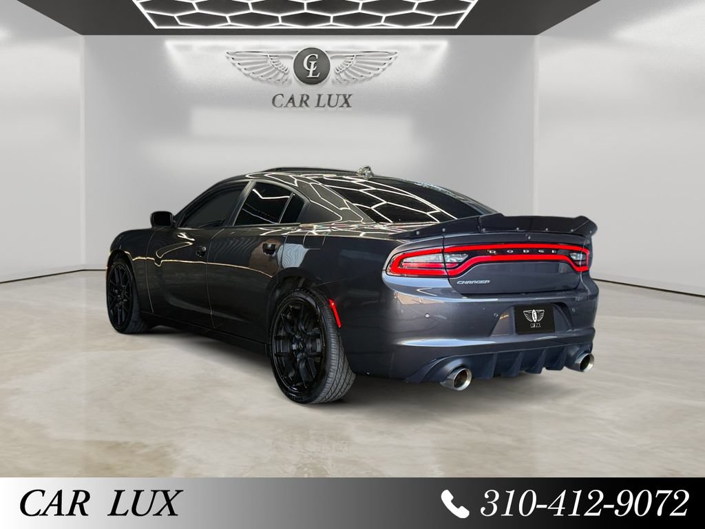 Used 2023 Dodge Charger SXT w/ Cold Weather Package RWD image 3
