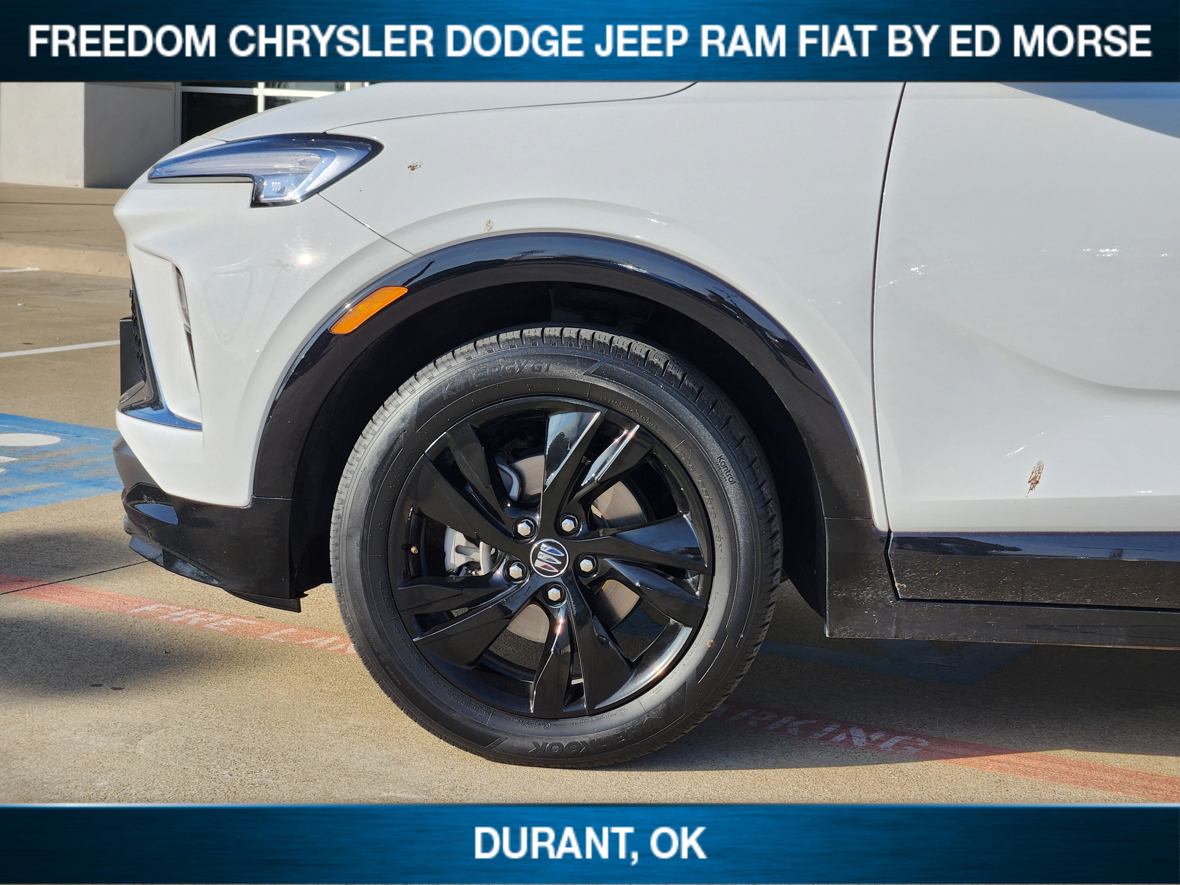 Used 2024 Buick Encore GX Sport Touring image 7