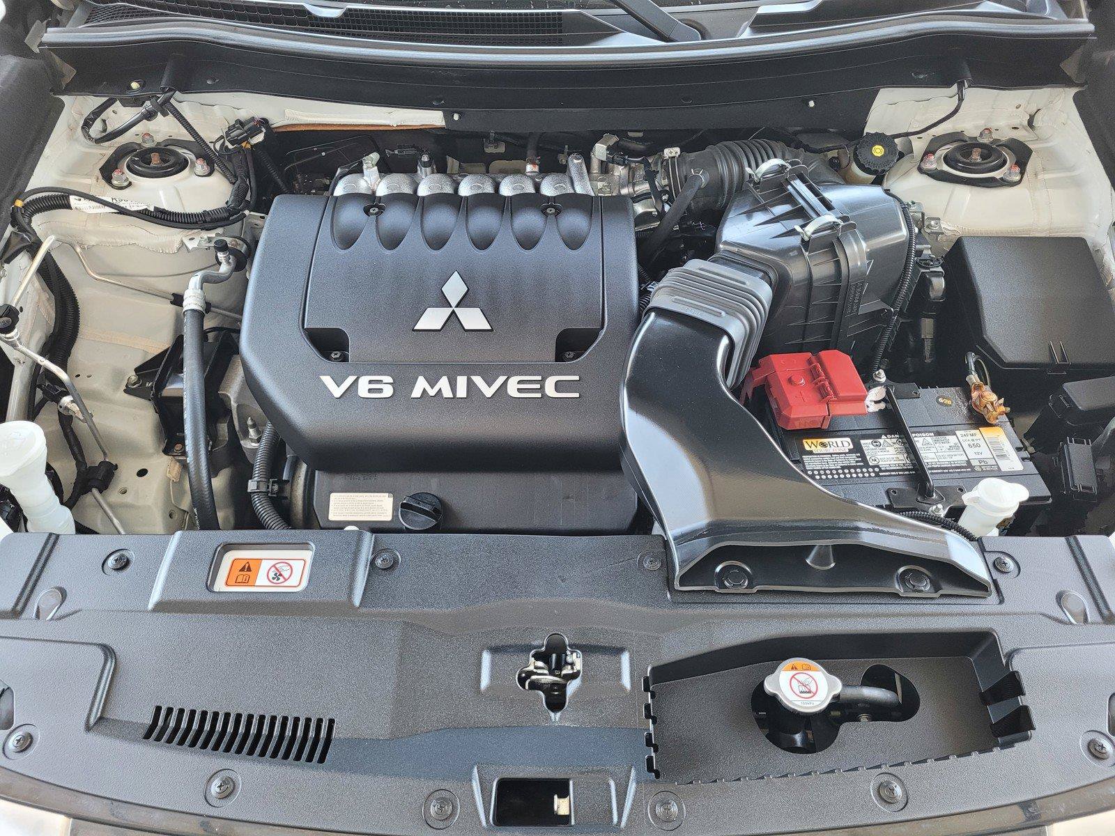 Used 2019 Mitsubishi Outlander GT AWD/4WD image 36