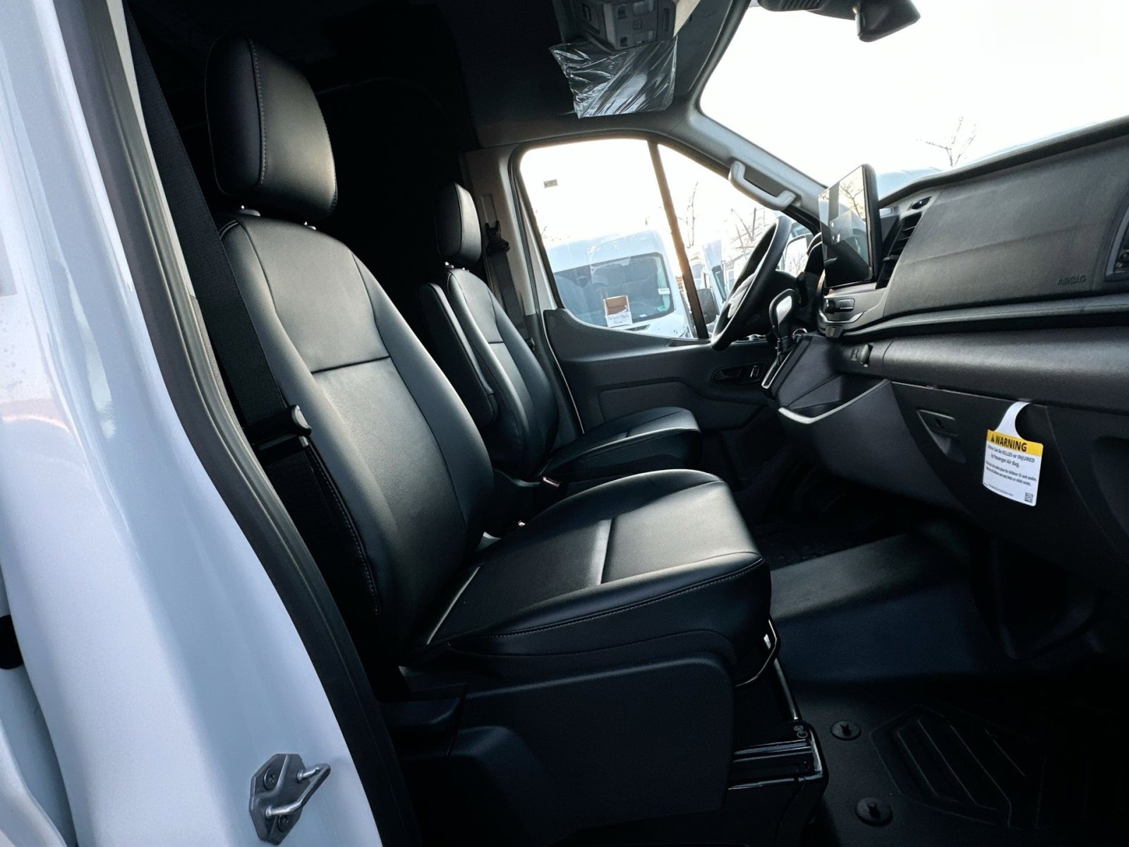 New 2026 Ford Transit 250 148 Medium Roof w/ Load Area Protection Package image 33