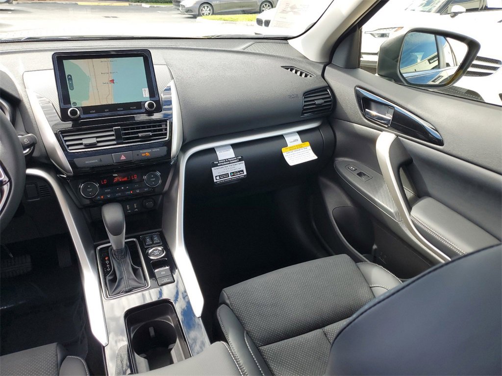 New 2025 Mitsubishi Eclipse Cross SE image 18