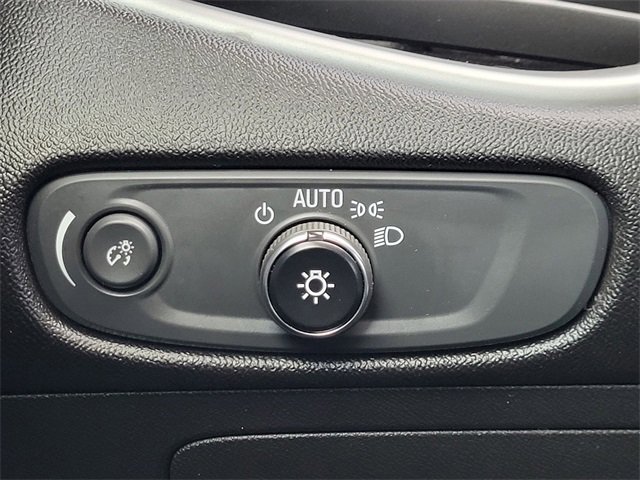 Used 2023 Chevrolet Malibu LT image 12