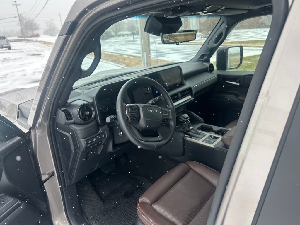 Used 2025 Toyota Land Cruiser 1958 image 11