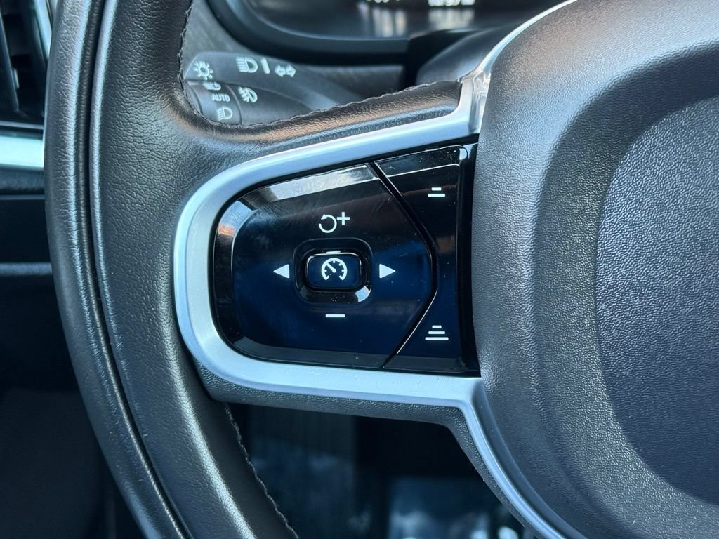 Used 2020 Volvo V90 T6 Cross Country w/ Protection Package Premier AWD/4WD image 32