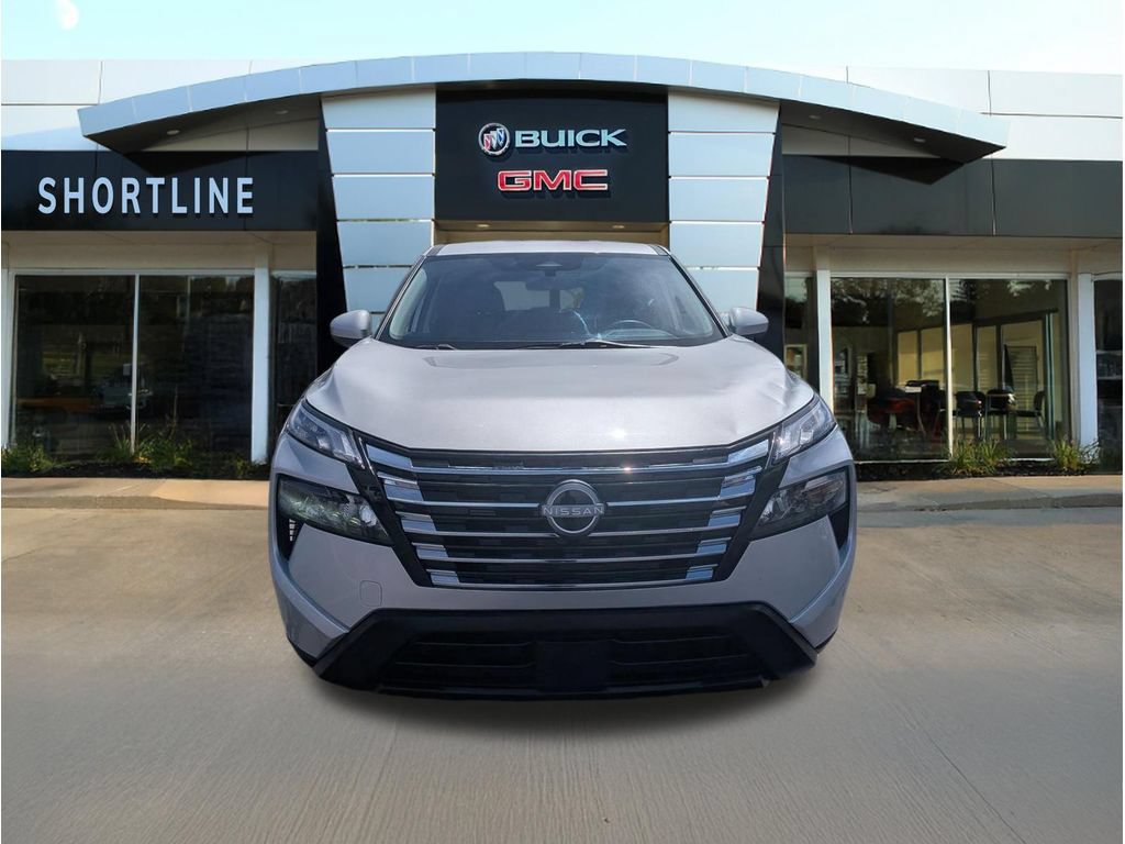 Used 2024 Nissan Rogue SV AWD/4WD image 8
