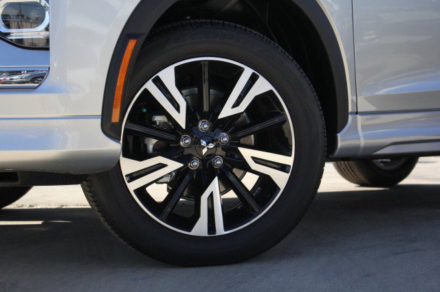 New 2026 Mitsubishi Eclipse Cross SEL image 3