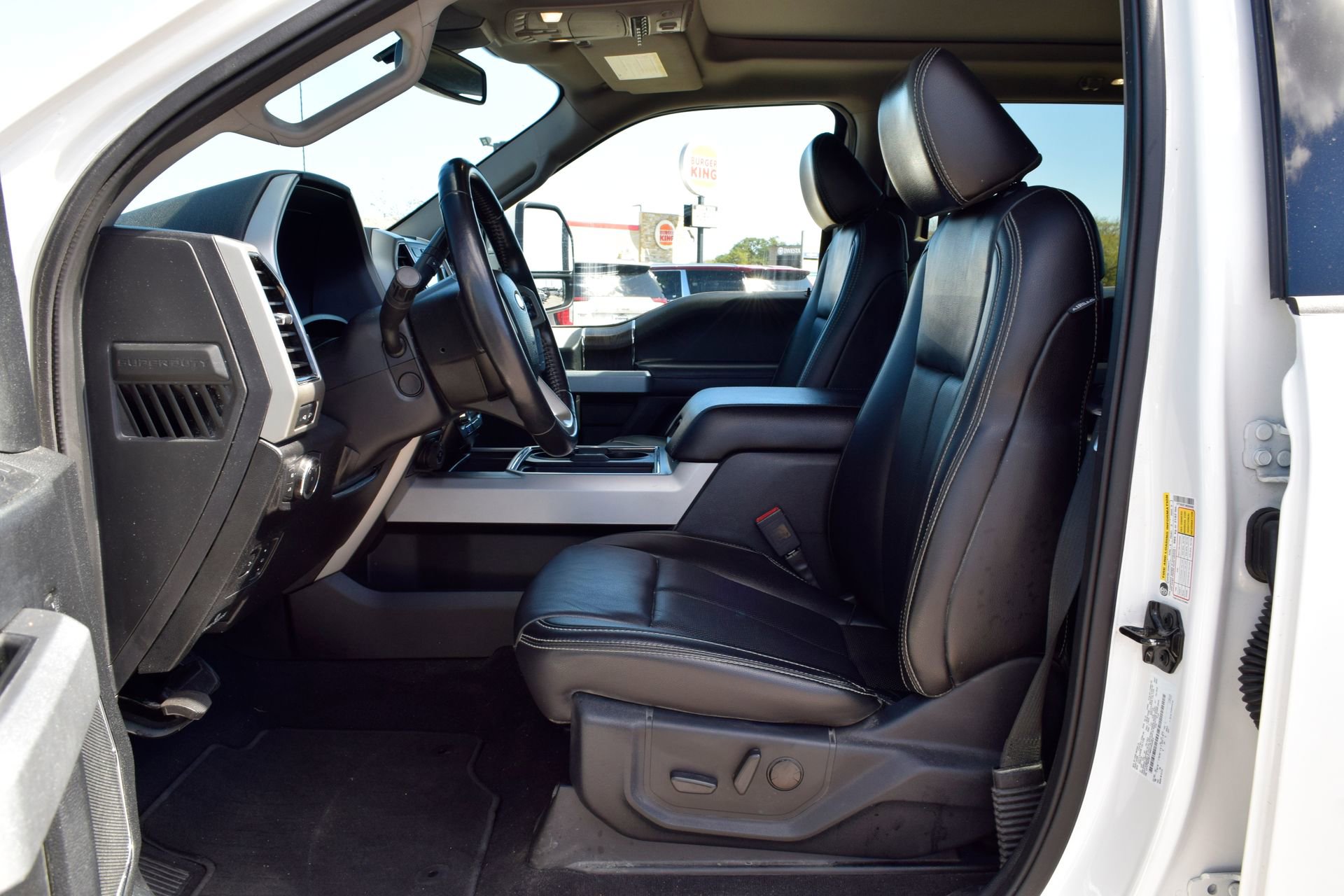 Used 2021 Ford F250 Lariat w/ Lariat Ultimate Package image 18