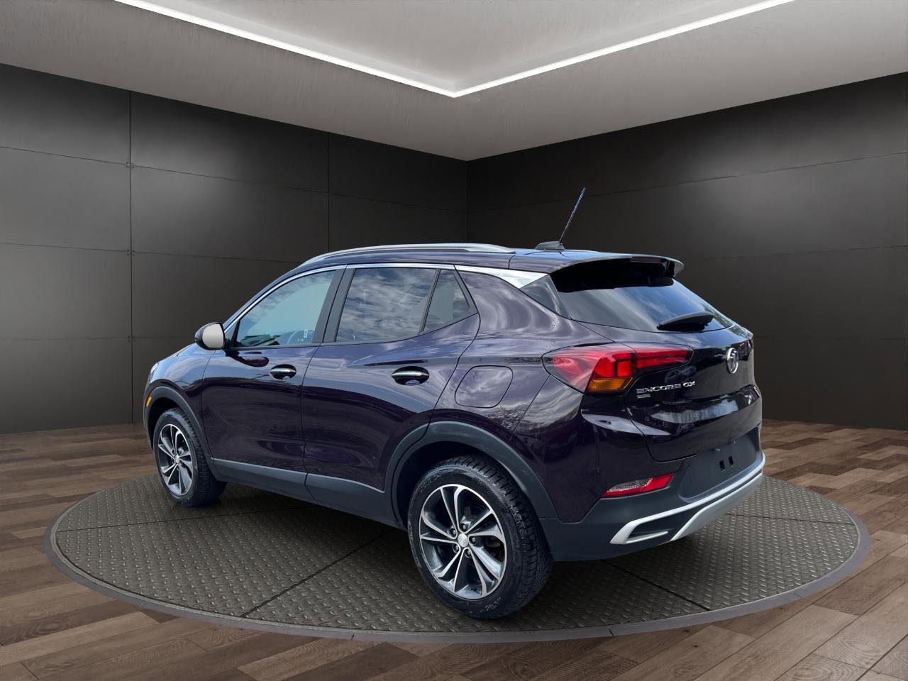 Used 2021 Buick Encore GX Select AWD/4WD image 6