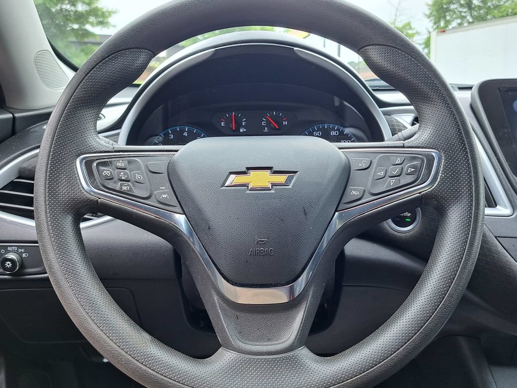 Used 2023 Chevrolet Malibu LT FWD image 11