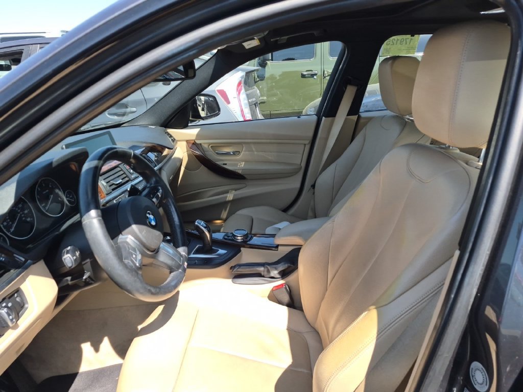 Used 2014 BMW 328d xDrive Sedan AWD/4WD image 2