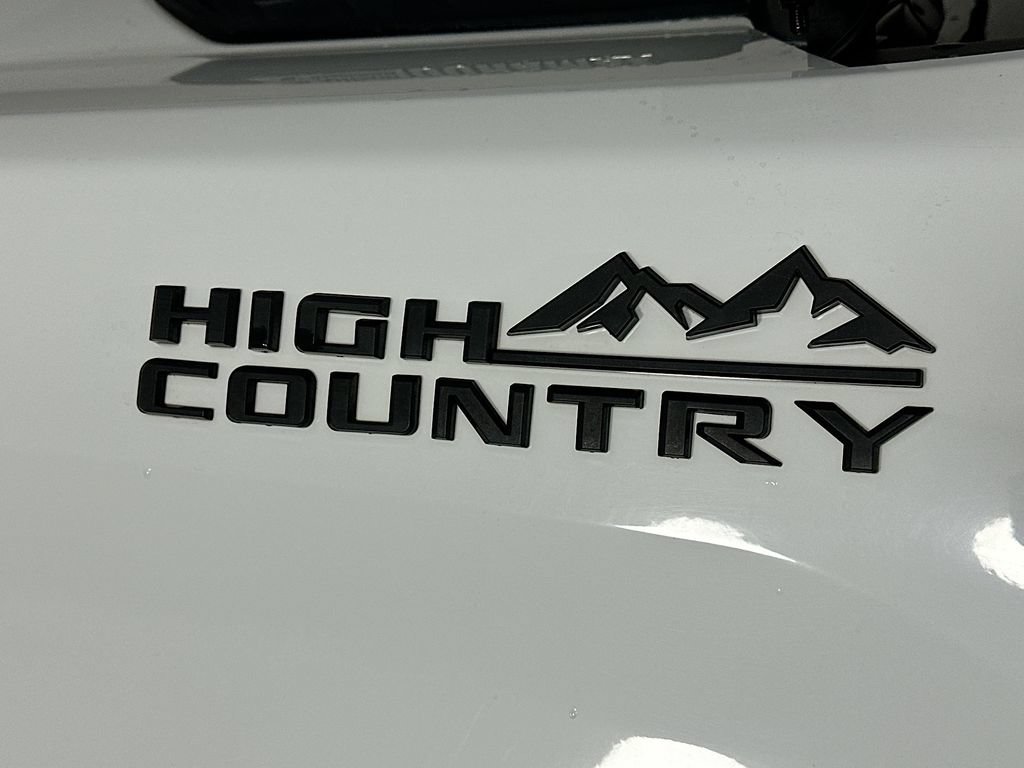 Used 2020 Chevrolet Silverado 2500 High Country w/ Z71 Off-Road Package AWD/4WD image 29