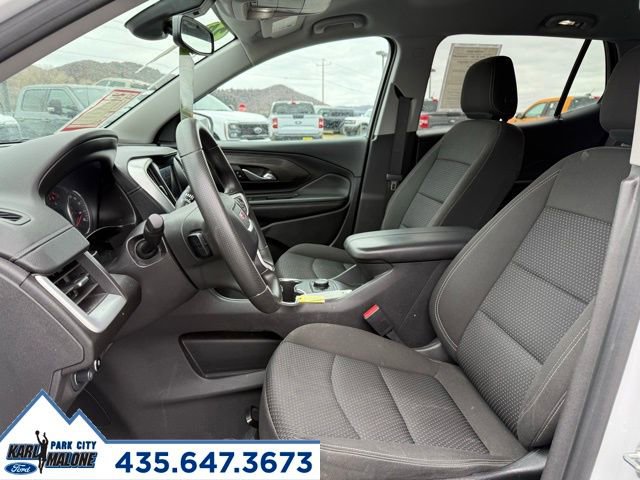 Used 2024 GMC Terrain SLE w/ Elevation Edition image 14