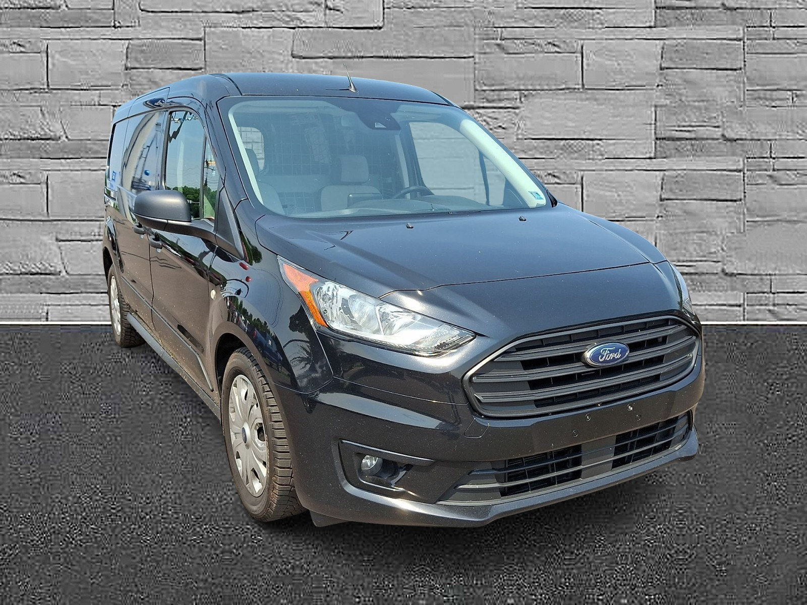Certified 2023 Ford Transit Connect XLT FWD image 2