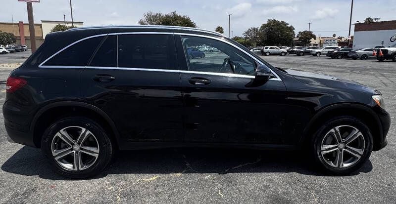 Used 2017 Mercedes-Benz GLC 300 image 5